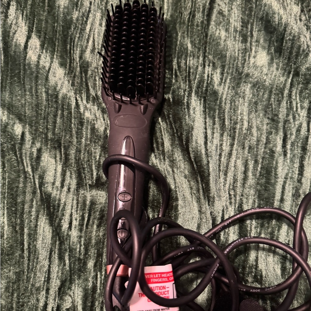 Amika Hair Straightening Brush